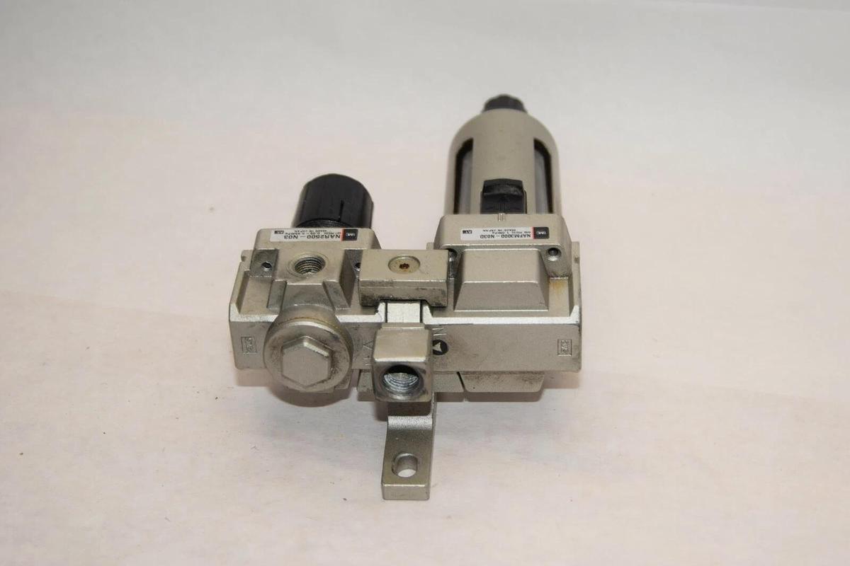 SMC NAFM3000-N03D Filter housing With NAR2500-N03 Pneumatic regulater