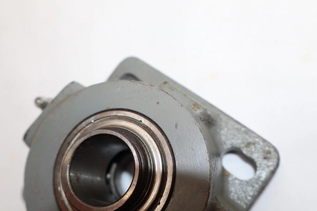 (NEW) FAFNIR 810P 4-Bolt Flange With Insert