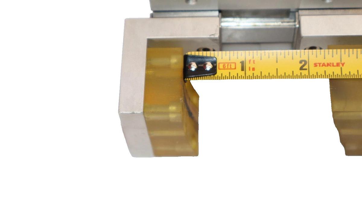 Used SMC MHF2-16D1R , MHF216D1R 0.1-0.7MPa Low-Profile Gripper Air Cylinder