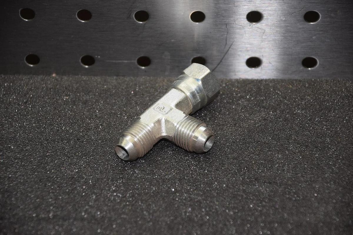 PARKER  6 R6X-S Parker #6 Male JIC by #6 Female JIC Swivel by #6 Male JIC Tee