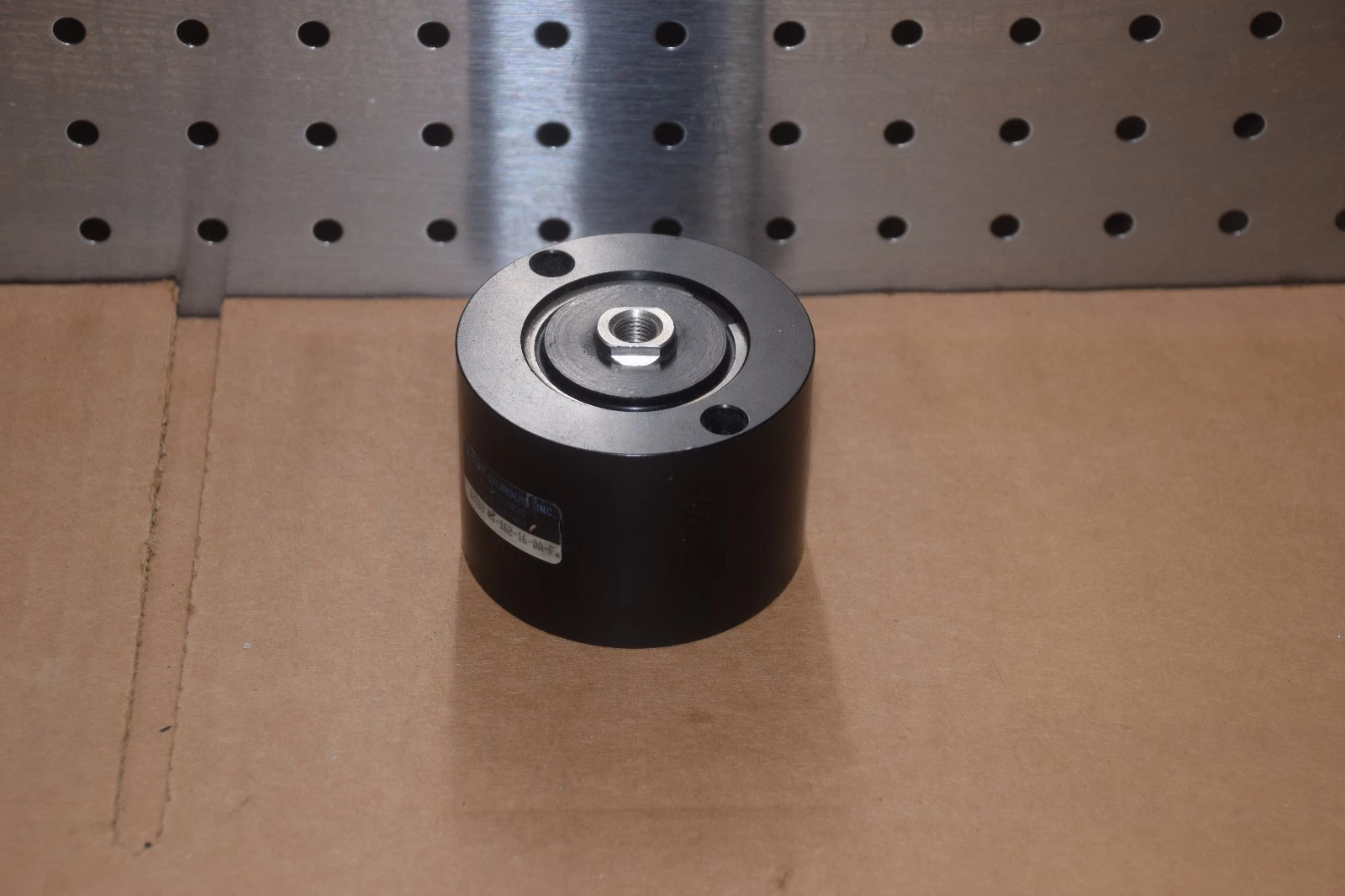 CUSTOM CYLINDERS INC 12169-MT-162-16-DA-F 12169MT16216DAF CYLINDER NEW