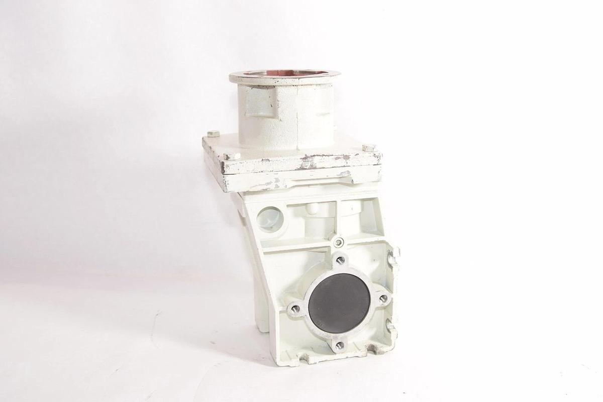 Used LENZE GKR04-2N VBR 1B 3 A GKR04-2N VBR1B3A Gear Motor