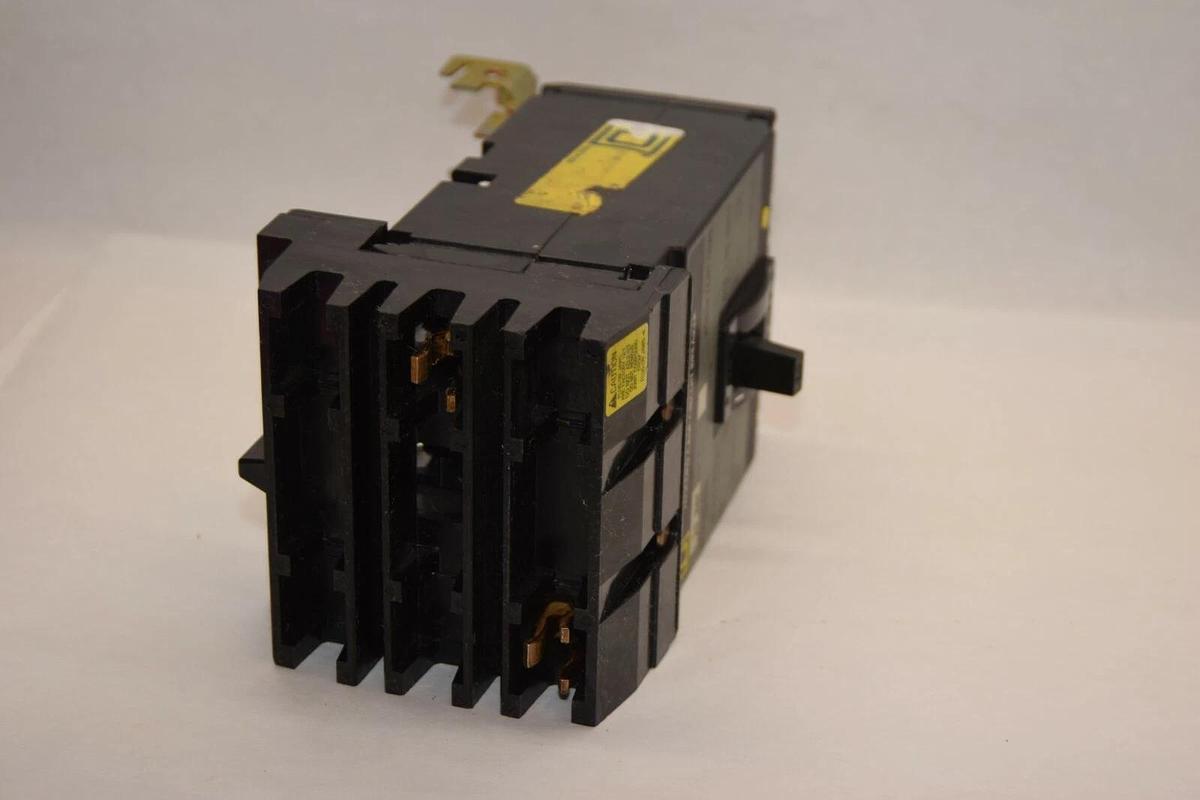 (NEW) SQUARE D FC24020AB 20A 20 Amp 20 A  Series 3 3P 480Vac Circuit Breaker