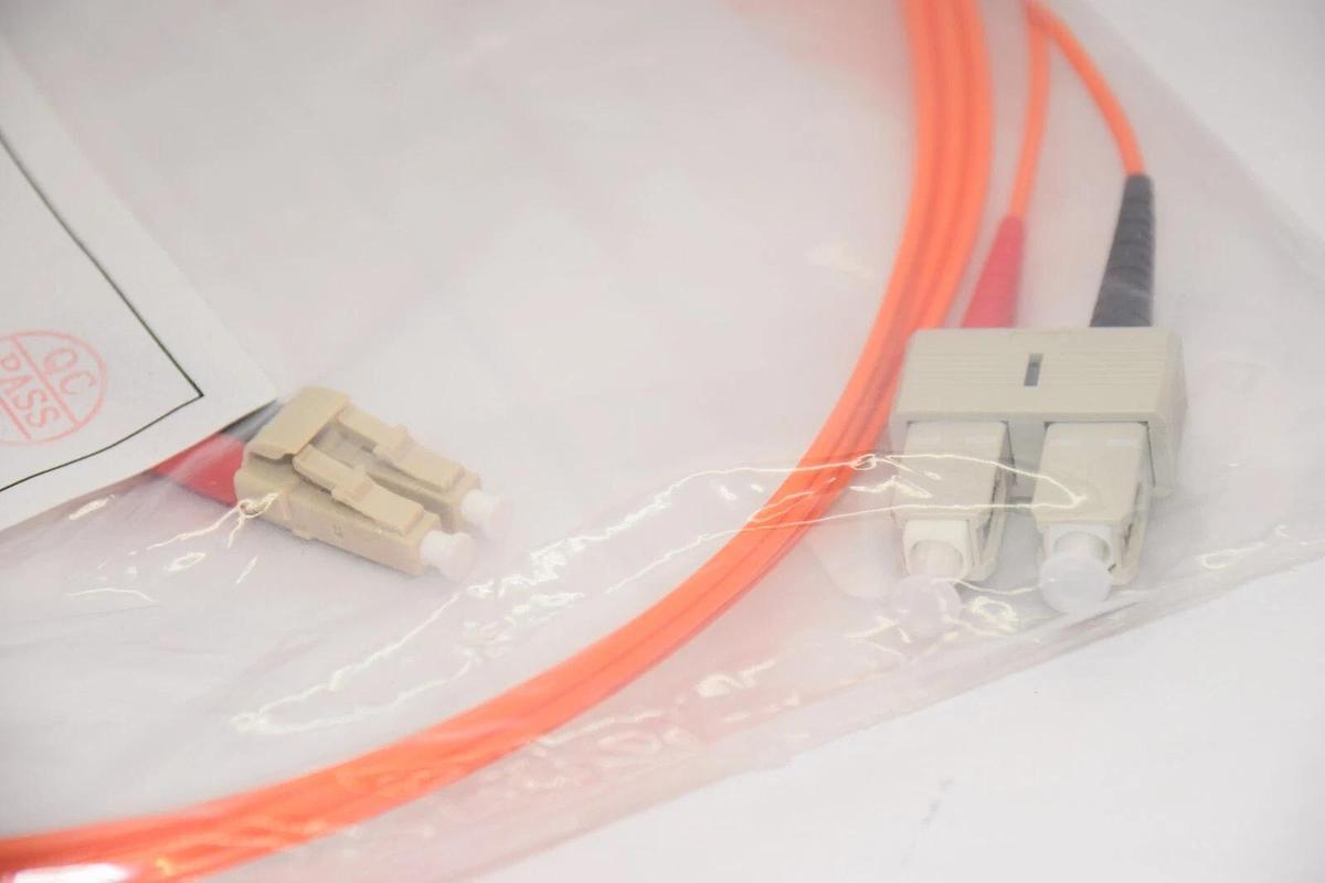 (NEW) EXP SERIES CBX-FP-6ZLS2RX-002 2M Duplex 62.5/125 Multimode ST Mode Cable