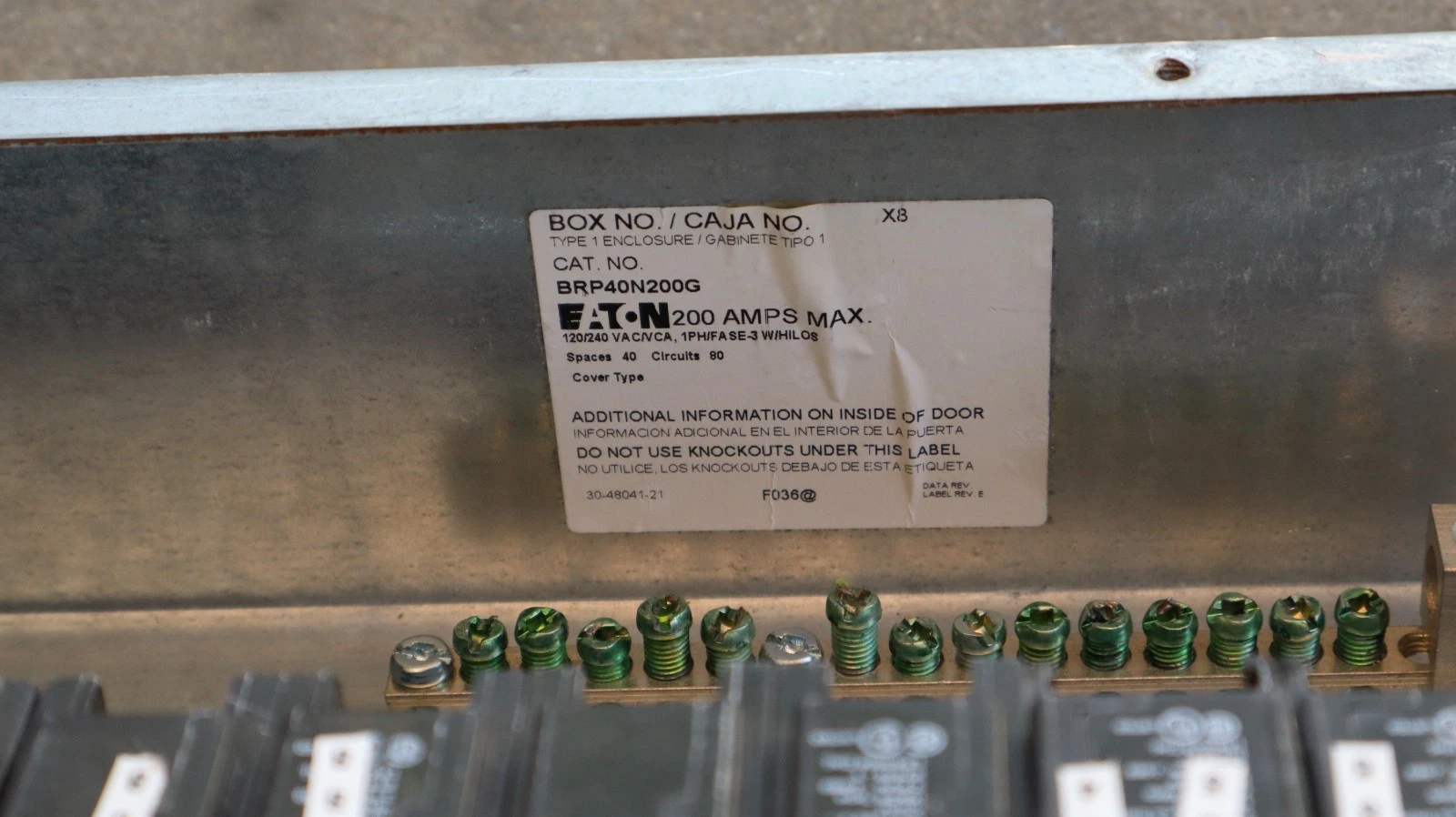 Used EATON Cutler Hammer BRP40N200G Panelboard Loadcenter 200A 120/240 1ph 3w 125A Mn