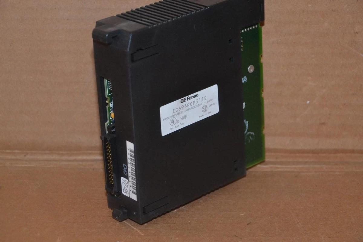 Used GE Fanuc IC693PCM311E Programmable CoProcessor 640K - missing front cover