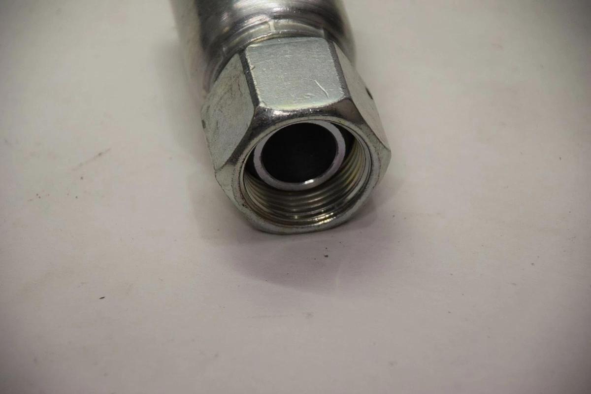 (New) Parker  Fitting P77-16 1" Hose X 1" Female  77-16 OF7S11 CF7S11