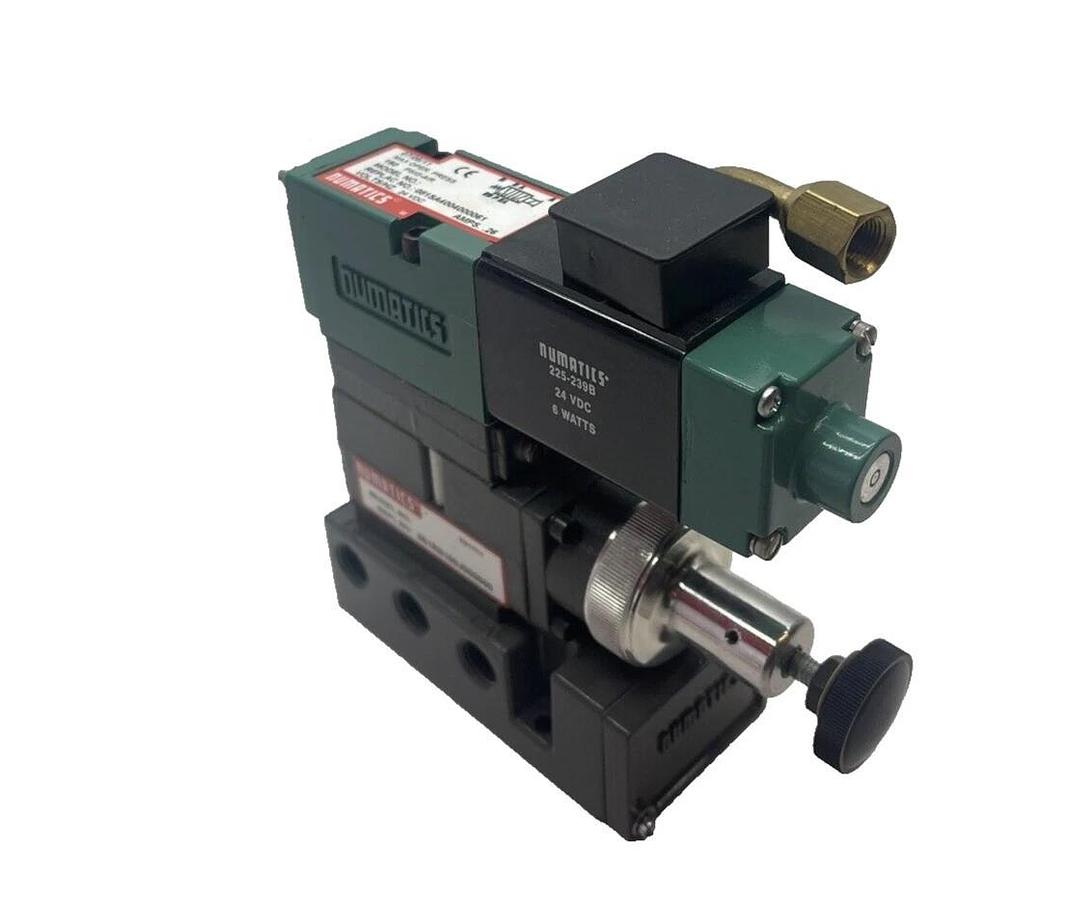 Numatics Pneumatic Valve with Regulator 081RS100J000000, 081SA4004000061 (New)