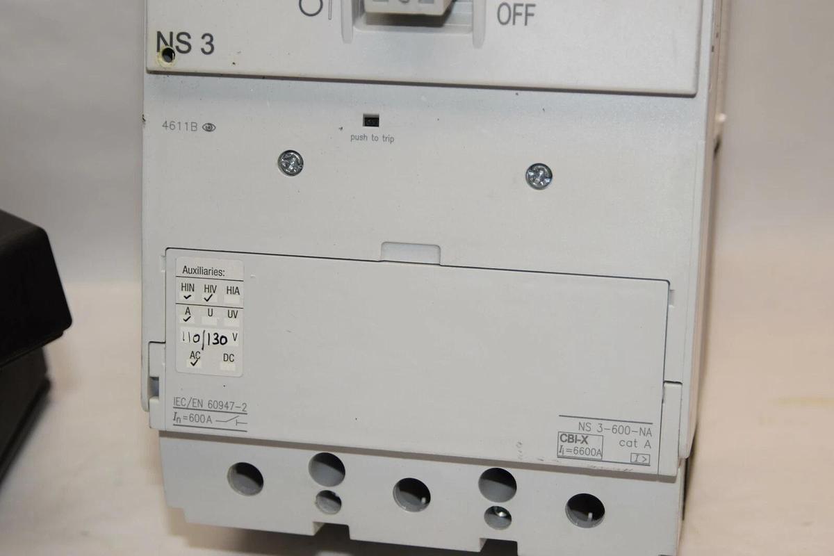 Used Eaton Moeller NS3-600-NA Molded Case Disconnect Switch 600A 600V NZM2/3-XAHIV