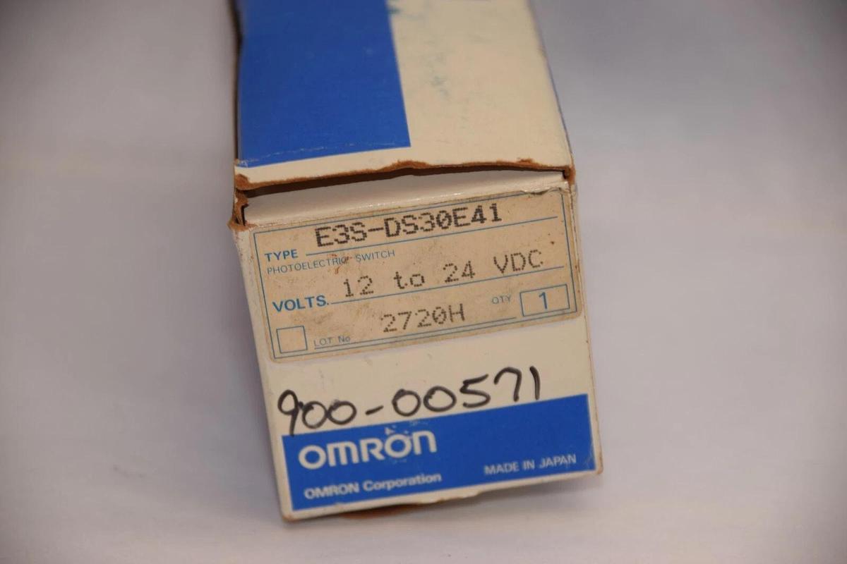 (NEW) OMRON E3S-DS30E41 12-24Vdc Photoelectric Switch