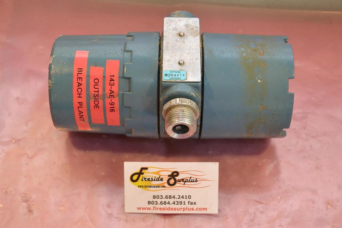 Used FISHER ROSEMOUNT PH TRANSMITTER 2081C 2081 C 2081-C