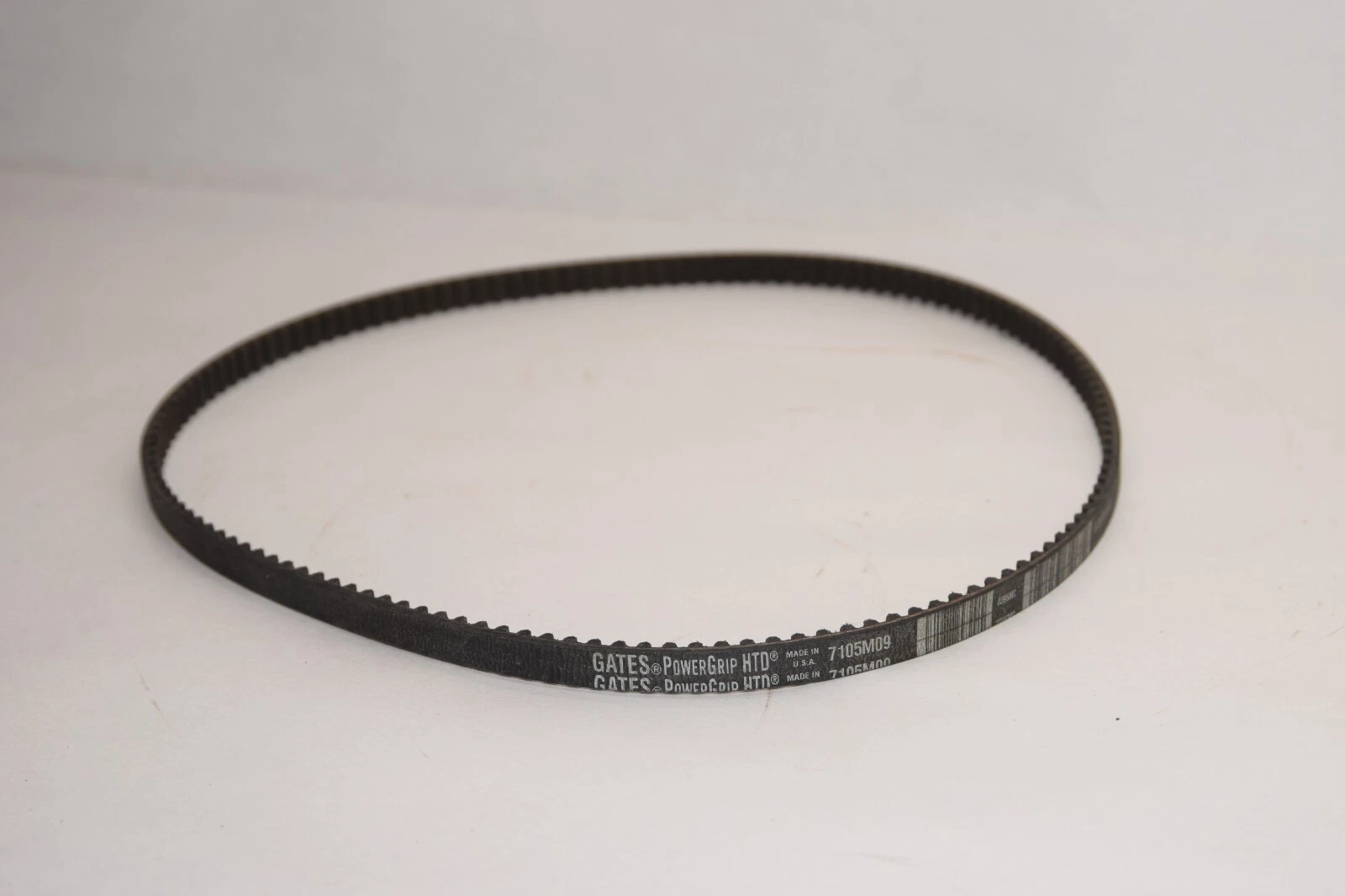 (NEW) GATES 7105M09 PowerGrip HTD USA Cogged Timing Belt