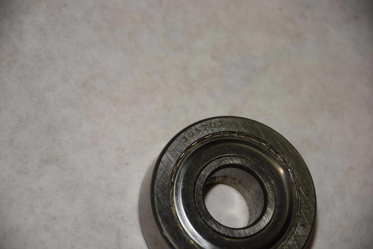 SKF 305703 SUPPORT BALL BEARING NEW