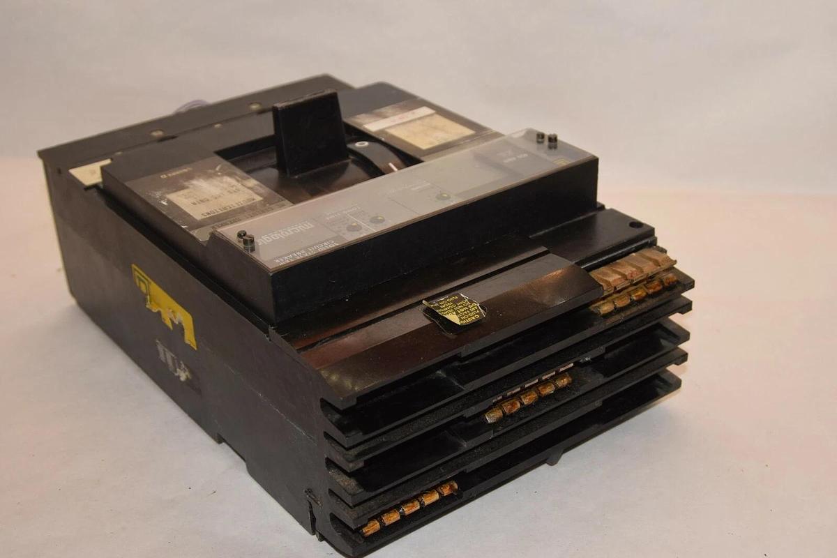 Used SQUARE D I-LINE ME436LI 400A 400 Amp A 600V CIRCUIT BREAKER 400A Trip ME4400RP