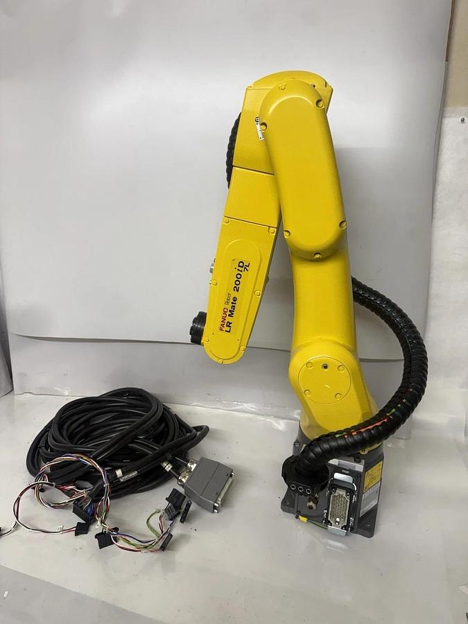 Refurbished Fanuc LR Mate 200iD/7L Industrial Robot A05B-1142-B301 LR MATE 200iD 7L W/ cable
