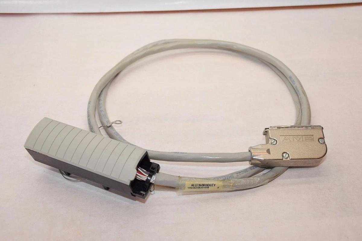 Used ALLEN BRADLEY 1492-ACABLE015TB Series A Analog Cable