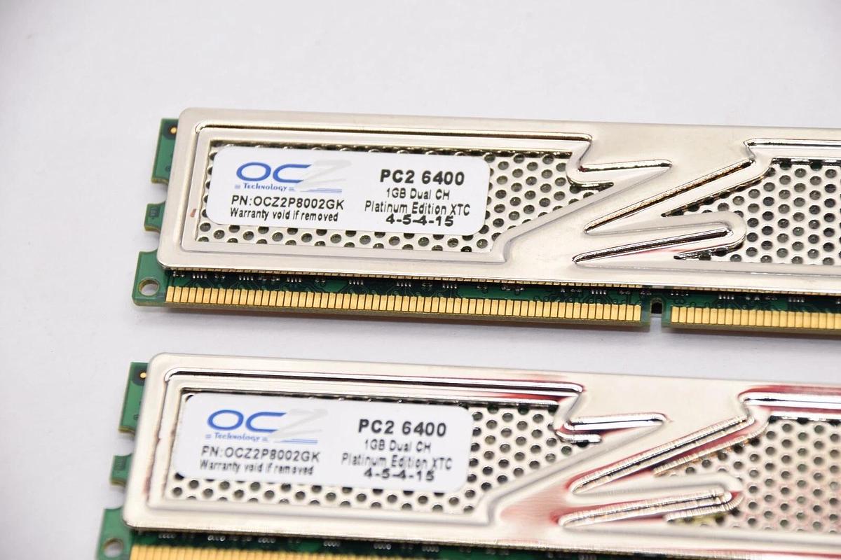 Used (Lot of 3) OCZ TECHNOLOGY OCZ2P8002GK , PC2 6400 1GB Dual Channel Memory (RAM)