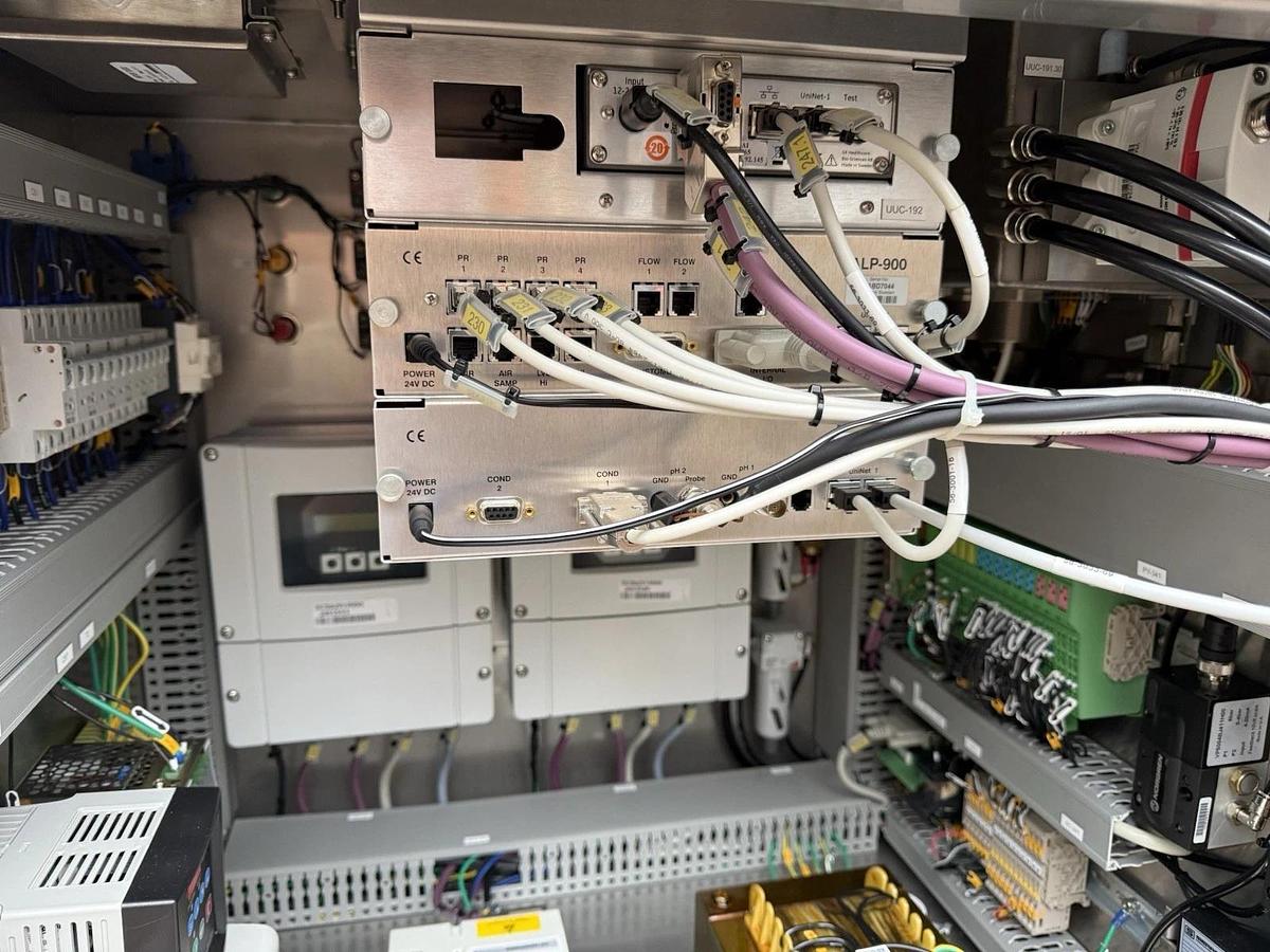 Used GE Healthcare UniFlux Cabinet 10 Tangential Flow Filtration System 2011