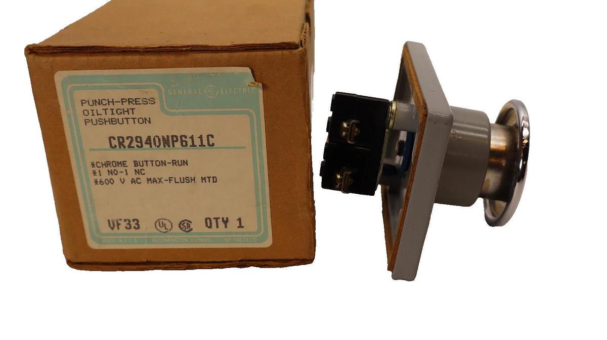 General Electric / GE CR2940NP611C 600Vac Punch-Press Pushbutton , Chrome (New)