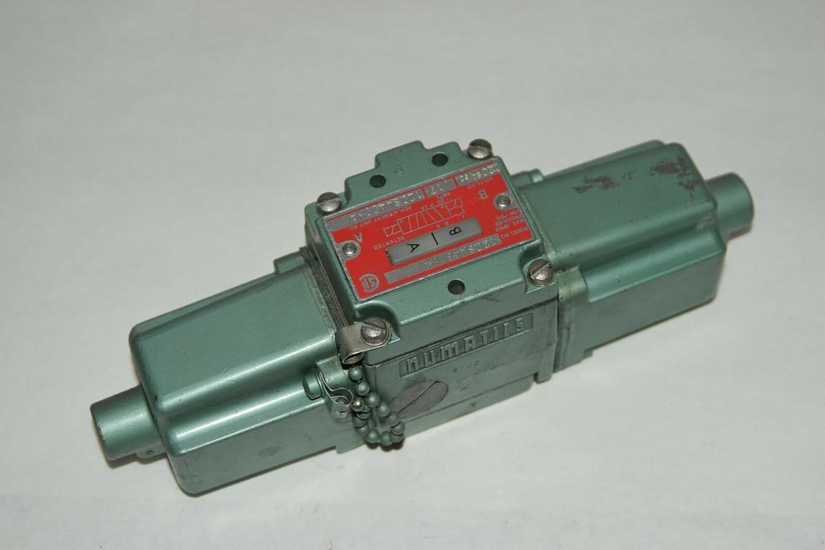 Used NUMATICS 12DSA431KA 12DSA400KA 120V .17A 50/60Hz Solenoid Control Valve