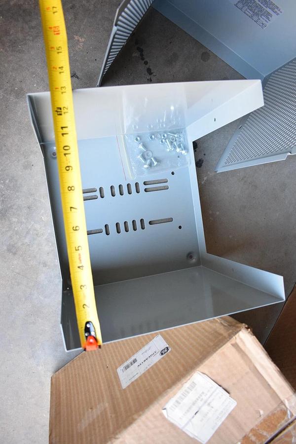 (NEW) GE / GENERAL ELECTRIC 37GCAB13V , A-2327 Type 1 Reactor Cabinet Enclosure