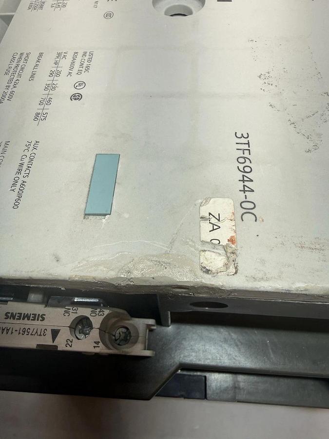Siemens 3TF6944-0C Contactor,  500HP, 820Amp, 600VAC, 3-Pole, 120VAC Coil 820A
