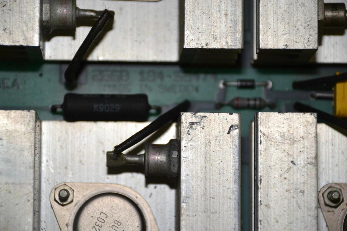 Used ABB ASEA CIRCUIT BOARD CARD YTEA 250-15 1F YTEA250-15 YT212001-AF/2