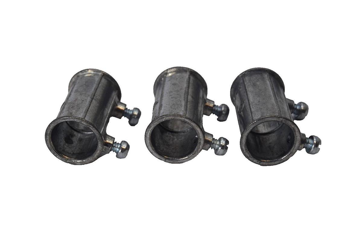 (Lot of 14) 1/2" EMT Set Screw Type Conduit Coupling Approx 1-1/2" Long (NEW)