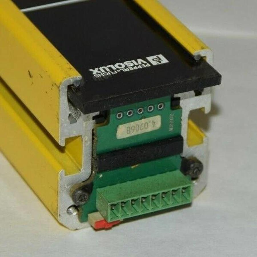 Used PEPPERL + FUCHS Visolux SLC14-600-T 417880 Photo Safety Sensor