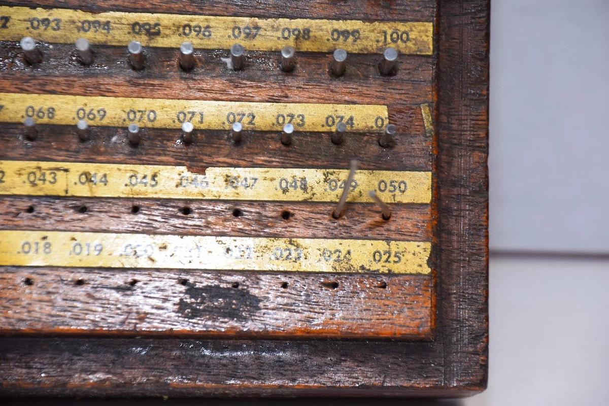 Used MEYER GAGE COMPANY .001-.226 00405A Pin Gauge Set *Missing some, read, see pics*
