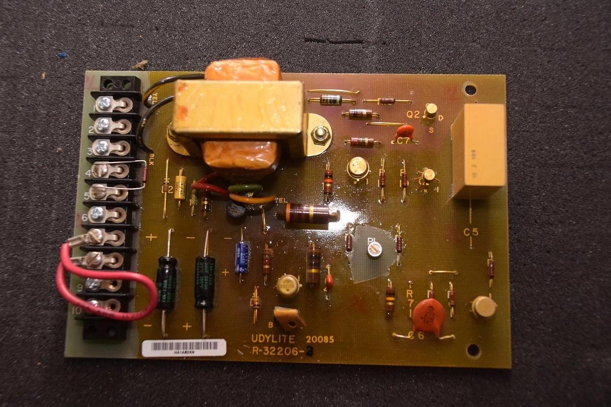 Udylite Circuit Board Card R-32206-2 20085, R-38057 230085