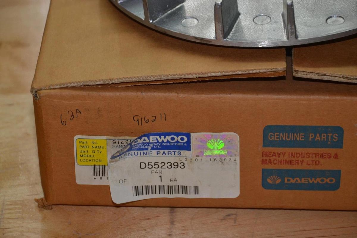 Used Daewoo Clark Fan d552393 916211 cl916211  FAN BLADE  FORKLIFT PARTS
