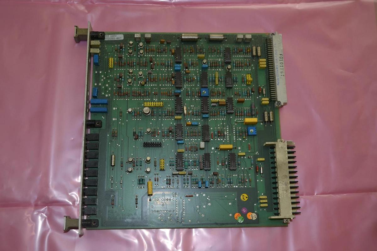Used ABB ASEA CIRCUIT BOARD CARD YYT102F YYT 102F YT212001-AN/7 2669 180-586/1
