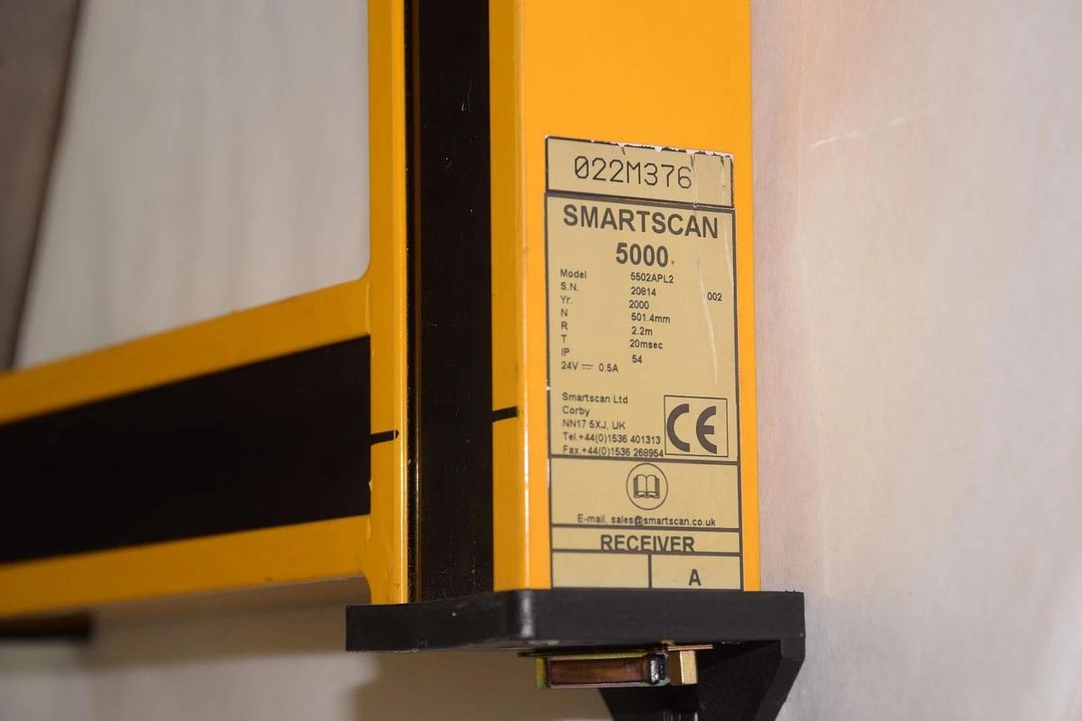 Used SMARTSCAN 5000 INFRARED SENSING LIGHT CURTAIN 5502APL2 Receiver 022M376 24V
