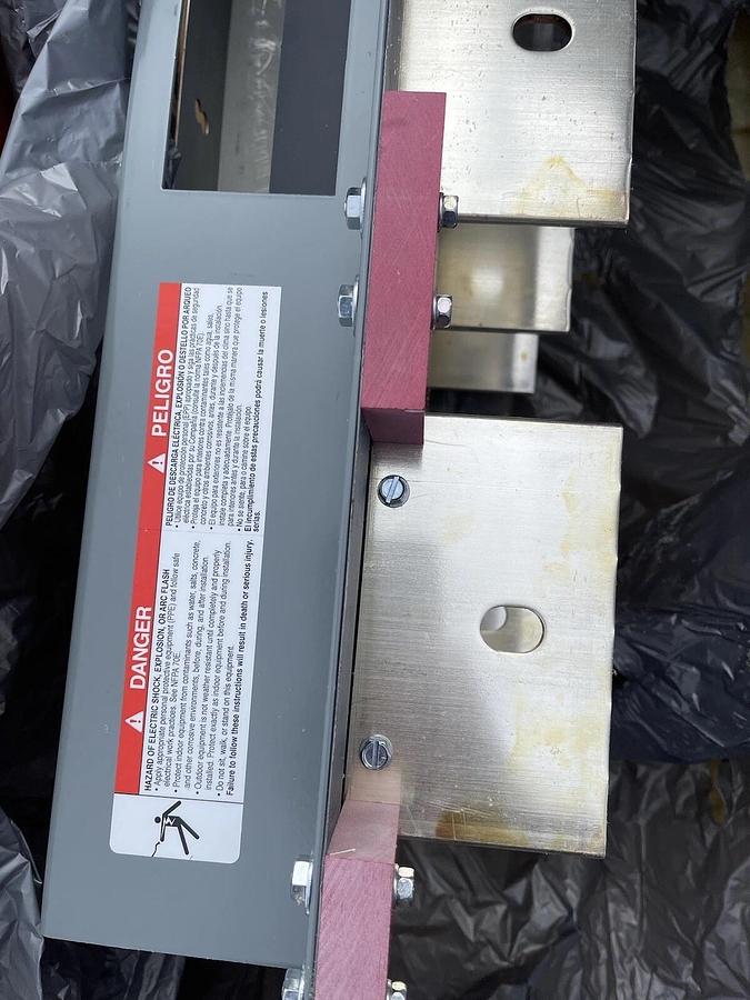 Square D 5000A 4 wire busway fitting  I-Line II CF2550GNQF 600v, 3p4W