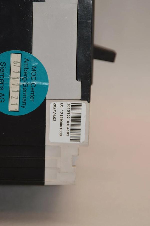 Used Siemens Vl160 Circuit Breaker 63amp 3VL2716-1AA36-0AA0  3VL9206-6SB30 63 A amp