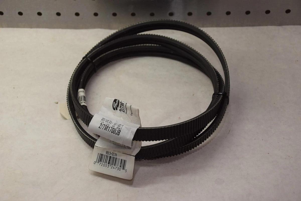 GATES POLYFLEX JB BELT  2/7M1700JB 66.70" OUTSIDE LENGTH 9/32" NEW