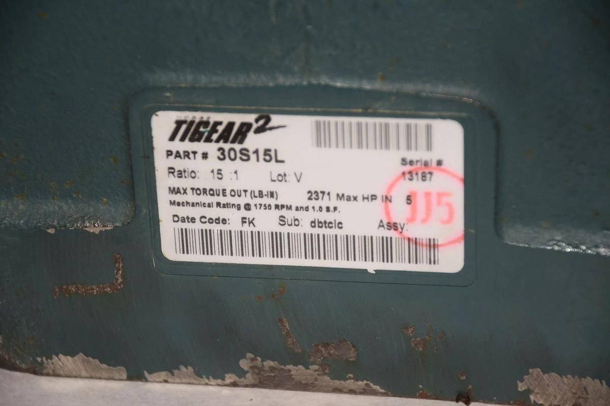 DODGE TIGEAR-2 30S15L 15:1 RATIO 2371 HP 7/8" & 1-3/8" SHAFT GEAR REDUCER NEW