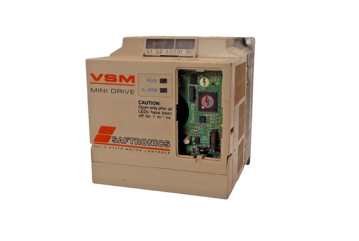 Used Saftronics VSM Mini Drive CIMR-XCBU20P7 1.9kva 3Ph 200-230Vac 5.5A *no keypad*