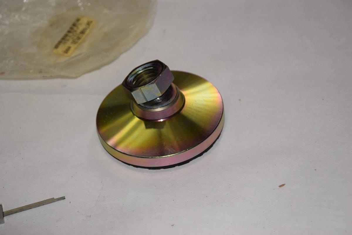 Gibraltar  NTS-5Z 1-8 NO SKID W/O BLT ZINC LEVELING MOUNT NEW