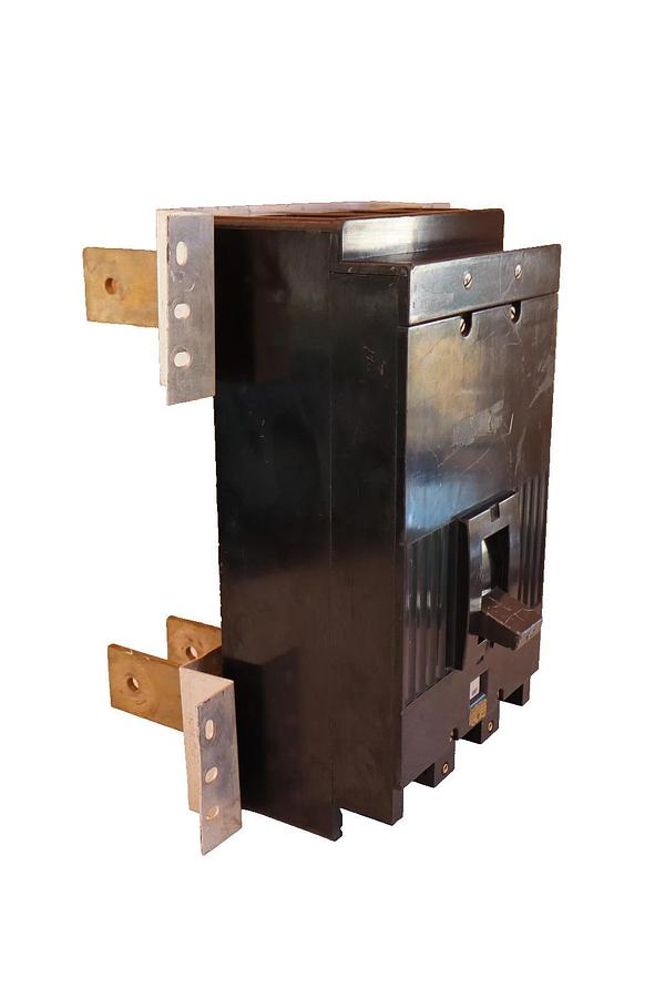 Used GE 375 Amp Circuit Breaker TKM436F000 600V 3-Pole General Electric 1009161 A USA