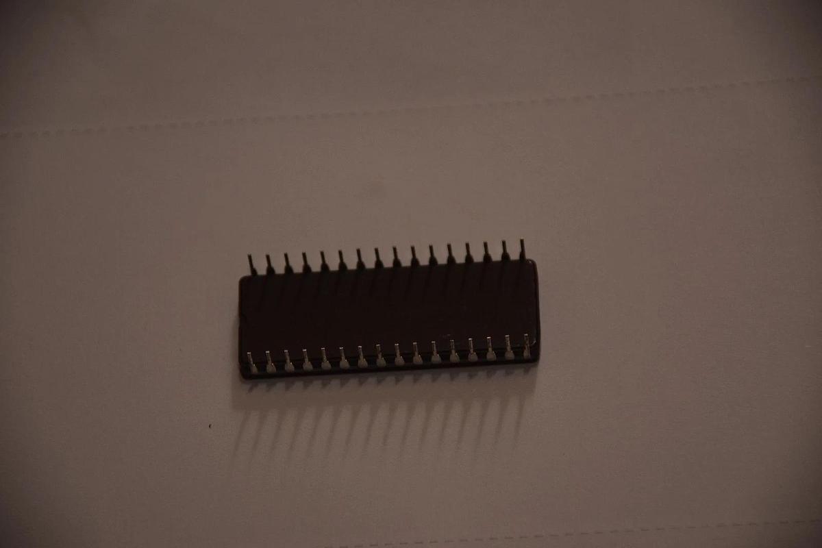 NEC D27C4001D-15  32-Pin Ic Processor Chip