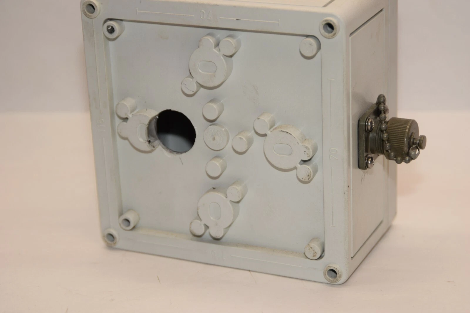 Used MSA A-ULTIMAX-XP-L-39-F-4-D-1-0-0-0-0-1-0-C 3 Wire Gas Monitor