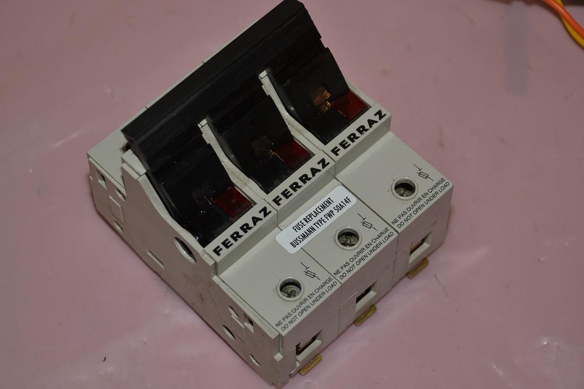 Used (LOT OF 3) FERRAZ ST14 50A 690V FUSE HOLDER