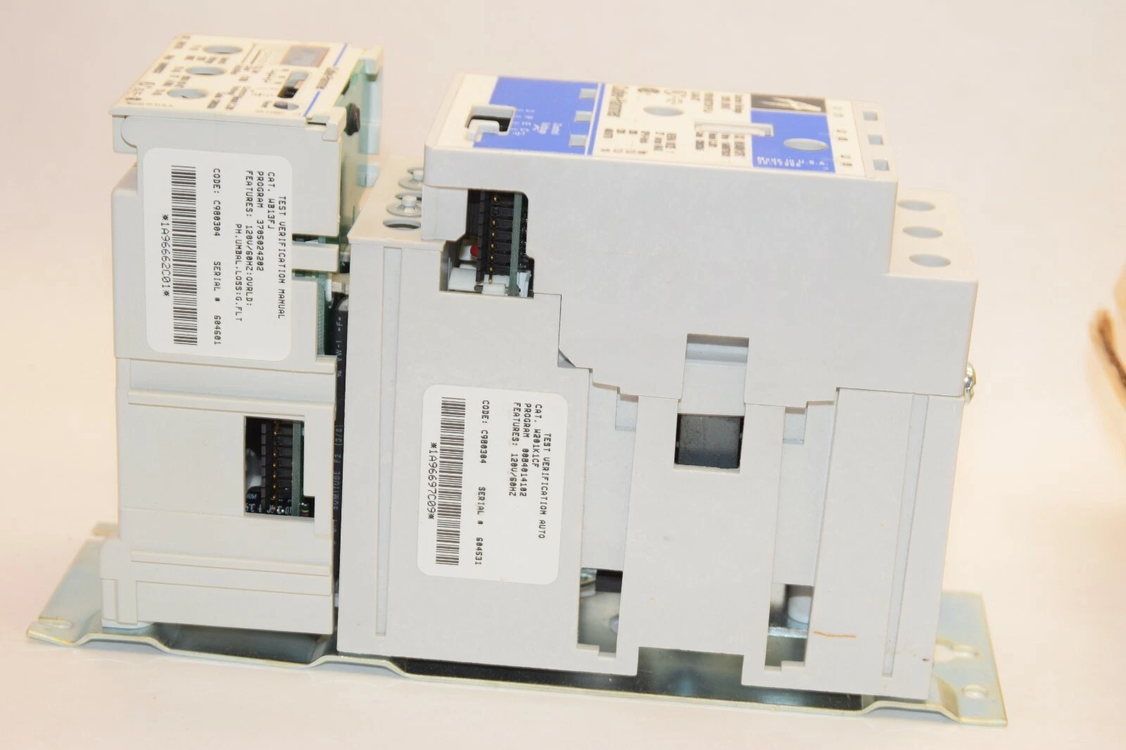 (NEW) CUTLER HAMMER W240M1CFC 3P 27A 3Phs Coil Contactor / OL Combo WB13FJ
