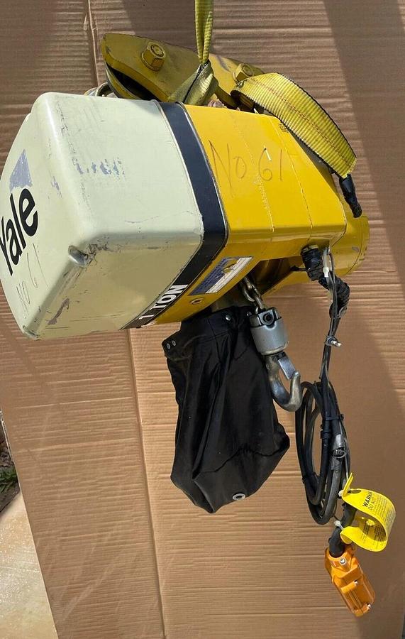Used Yale 1 Ton 2000lb Chain Hoist KEL1-10LG15S1 KEL110LG15S1 575v 3ph w trolley KEL1
