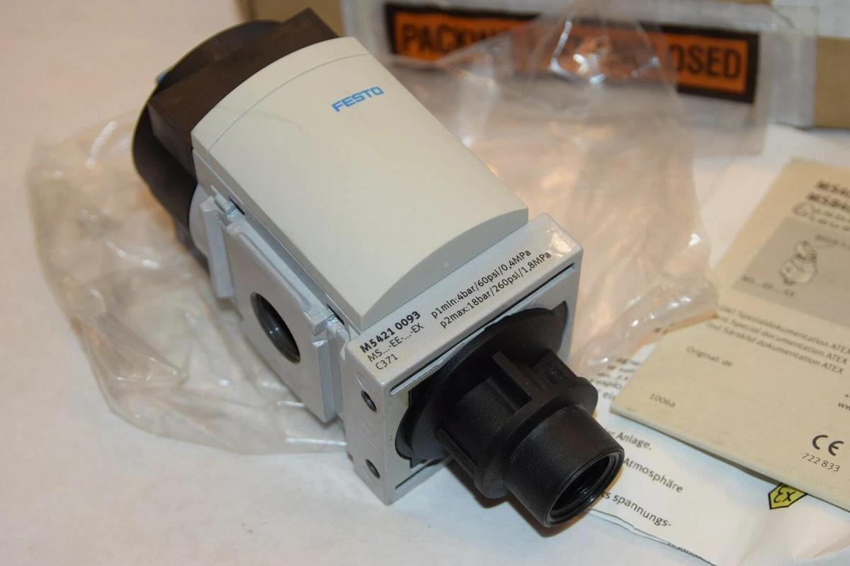 (NEW) FESTO M54210093 P1MIN: 4Bar P2Max: 18Bar Solenoid Valve