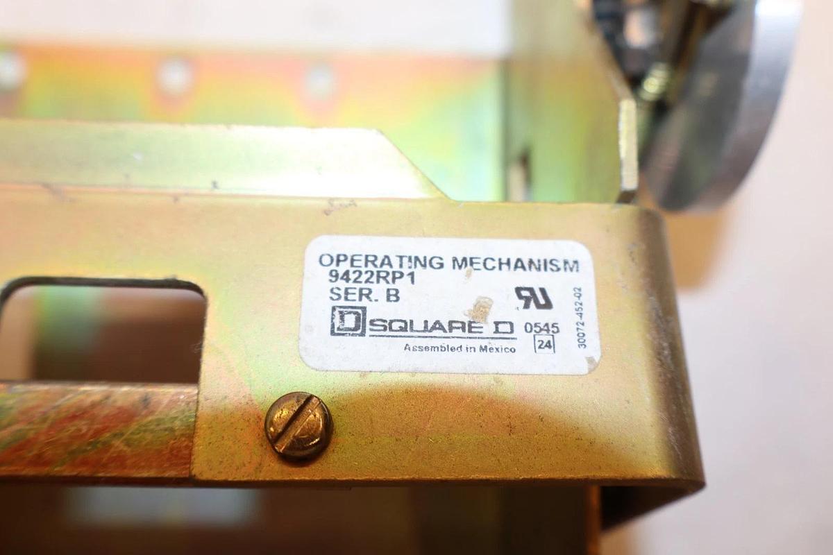 Used Square D Breaker Disconnect 9422RP1 Series B Cabinet Handle Operating Mechanism