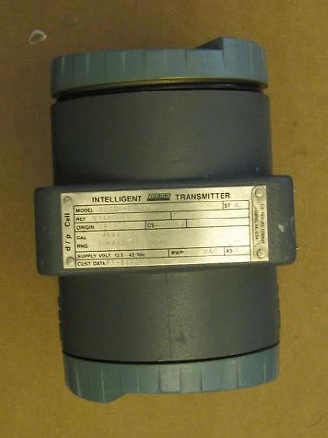 Foxboro Intelligent Transmitter 823DP-D3S1NL2 NEW