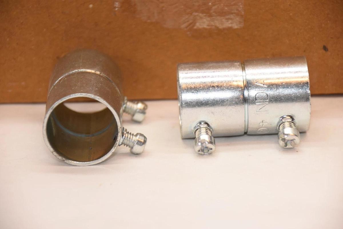 (NEW - Box of 20) APPLETON 5075S 3/4" EMT Coupling